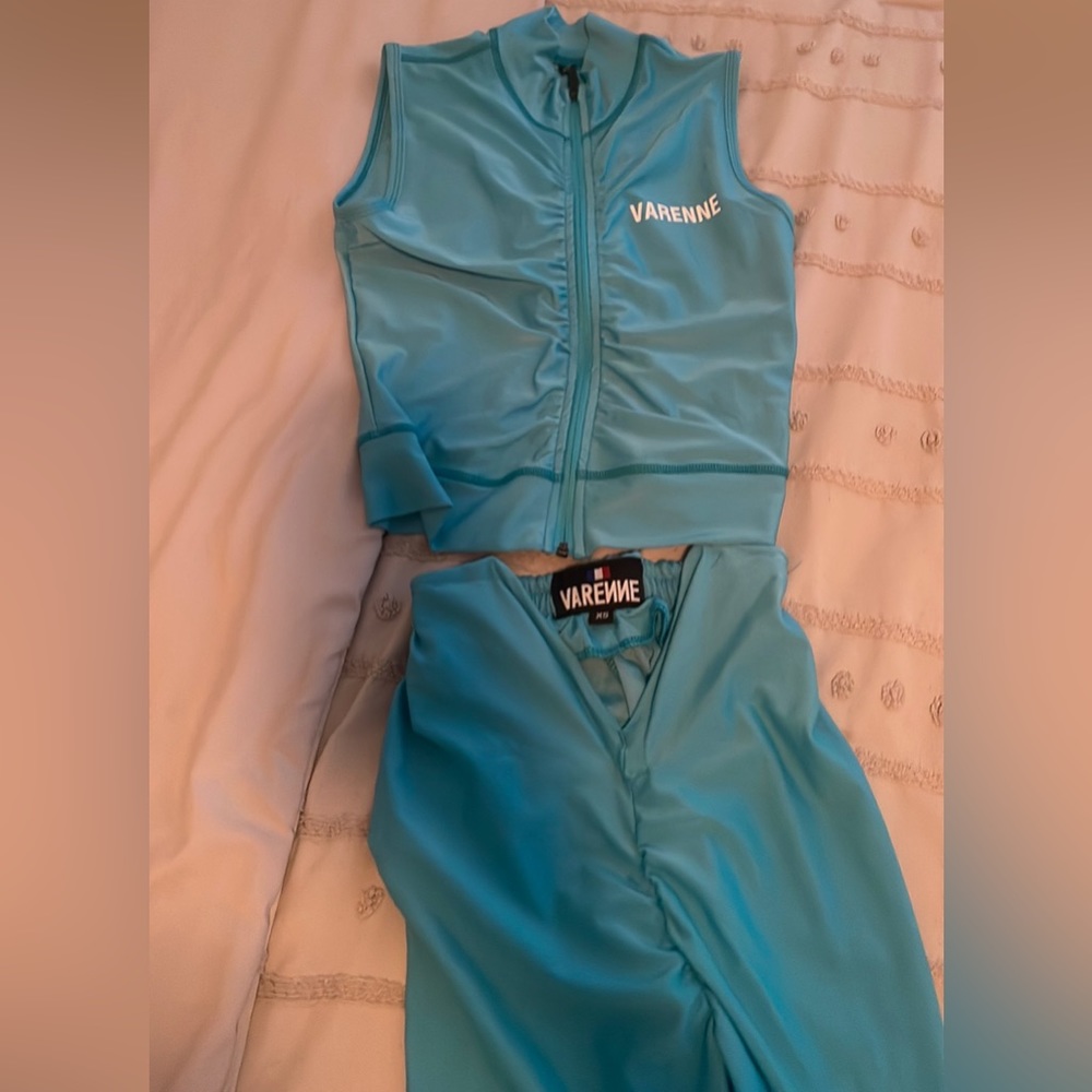 Varenne Aqua set - Picture 2 of 2